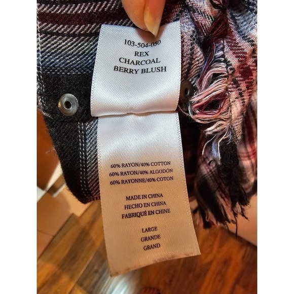 Rails black white red plaid with studded accent. Large. Western Soft Comfy Warm - Picture 4 of 12